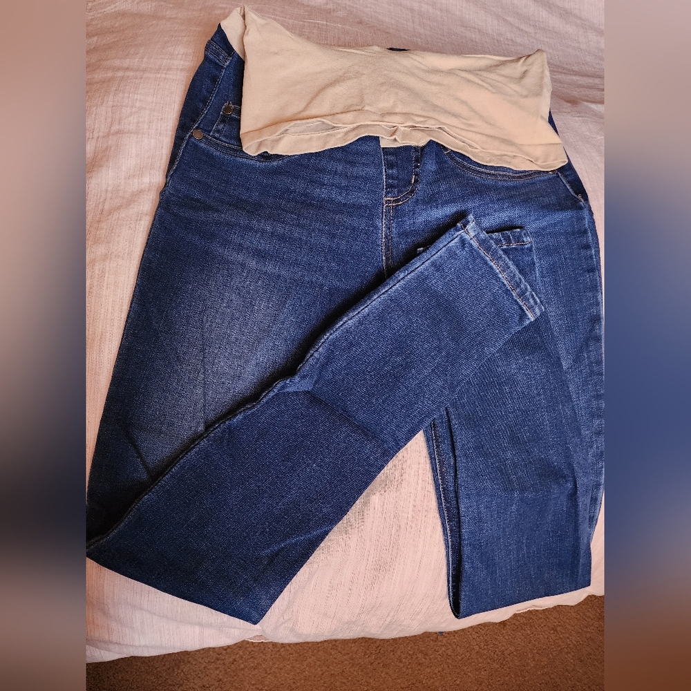 Maternity jeans